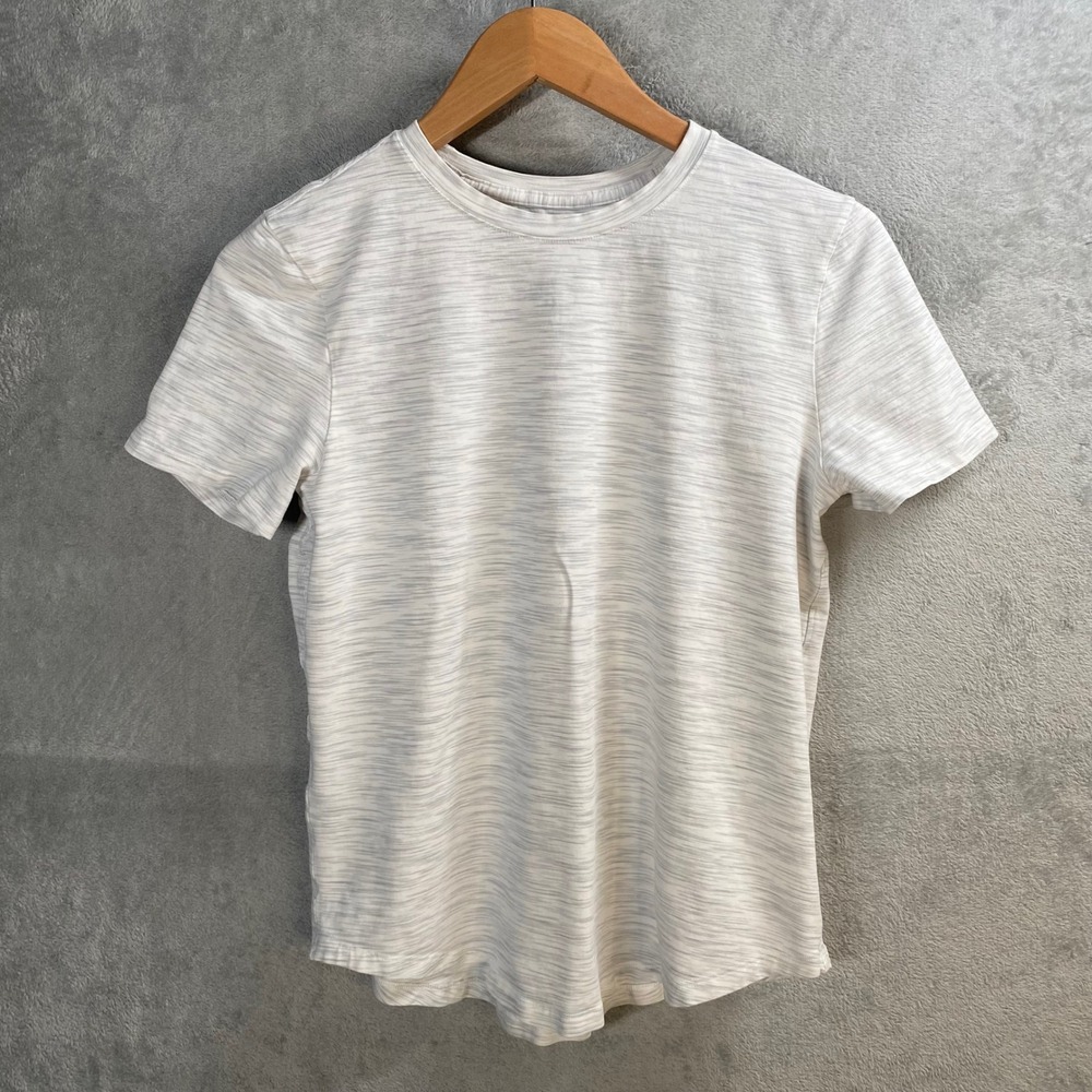 Lululemon Top Womens Medium Athleisure Activewear Performance Normcore T-Shirt‎ - Picture 2 of 5